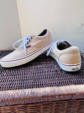 Vans Era 59 Men’s Low-Top Canvas Sneakers in Beige with White Laces